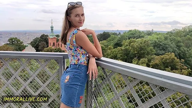 STEPSISTER Stacy Cruz FUCKS Tour Guide IN FRONT of STEPBROTHER � IMMORAL FAMILY 4K