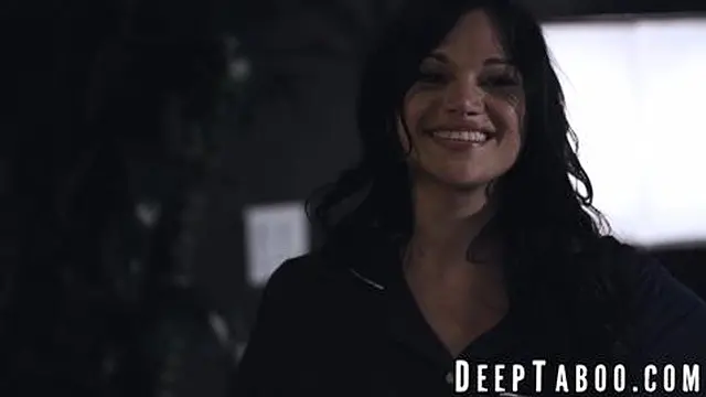 Stepmom Mona Azar sharers a college girl Gizelle Blanco with her stepson