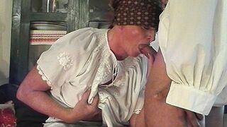 Mom's tight, hairy red bush gets ravaged by thick, raw cock🍆 in brutal anal👌