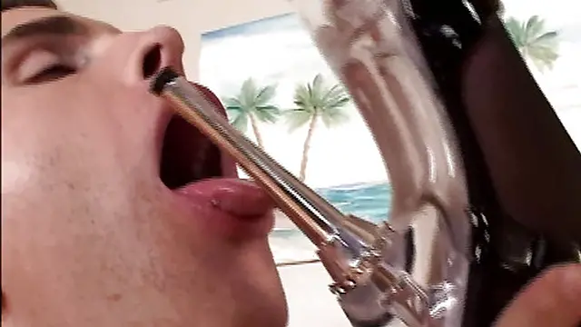 Cassie Young loves to feel the cock in her wet pussy