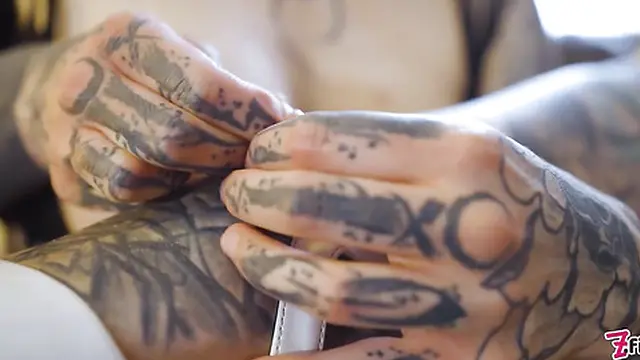 Burlesque Beauty’s Big Boobs and Strap-on Anal