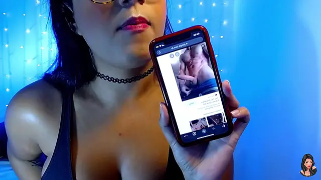 Camgirl Safada Teaches How to Choose the Right Dick for Your Ass Again