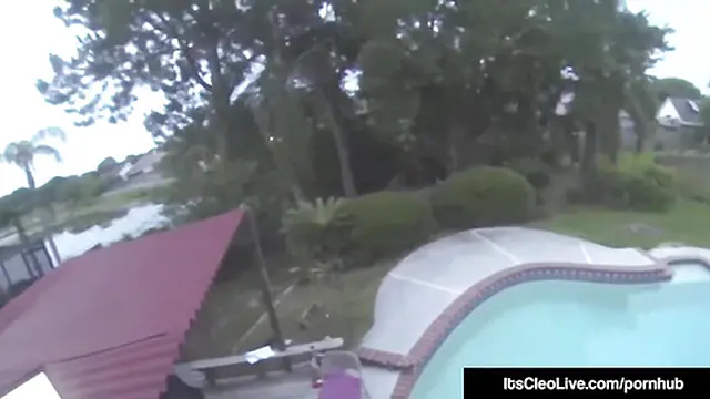 Cam Princess Its Cleo MasturBates On RoofTop!